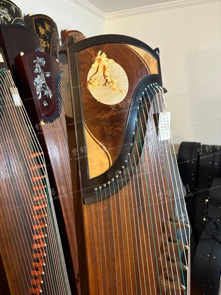 Huali Guzheng 上海华黎古筝Ebony Wood with Wood Veneer Flowers 黑檀