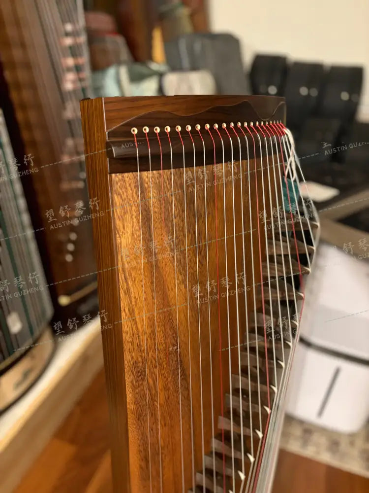 Qinsheng 琴晟 | 珑月 1m整挖小筝. 100cm 39.4inch single-piece carved Travel Size “Luminous Moon” East Indian Rosewood 阔叶黄檀