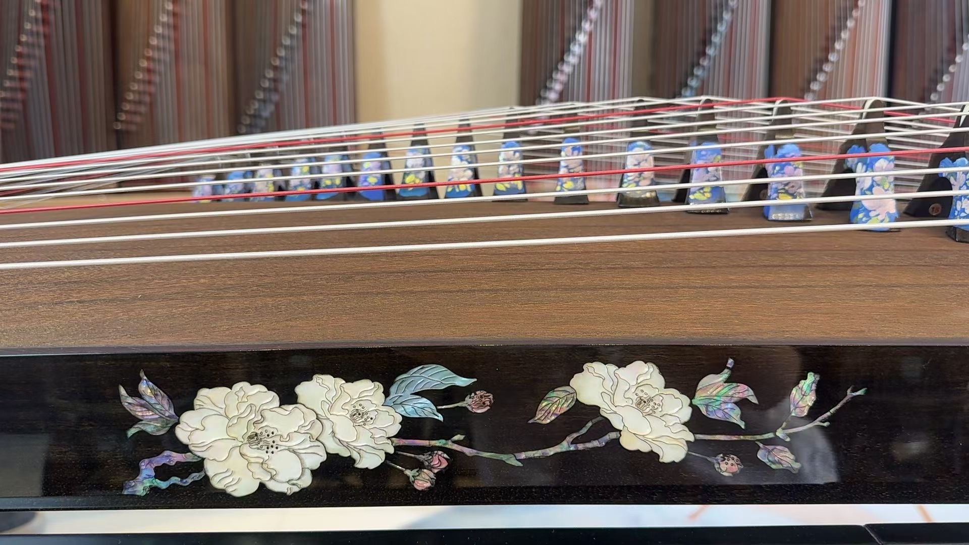 Zhuque Guzheng 8xx series “Blooming Begonias” 朱雀8系整挖海棠初醒