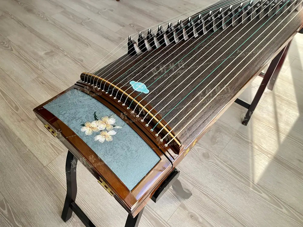 Haitang Guzheng 海棠国乐古筝 carved paulownia with embroidery 刺绣挖筝 YuWanFangLan 毓婉芳兰 East Indian Rosewood 阔叶黄檀
