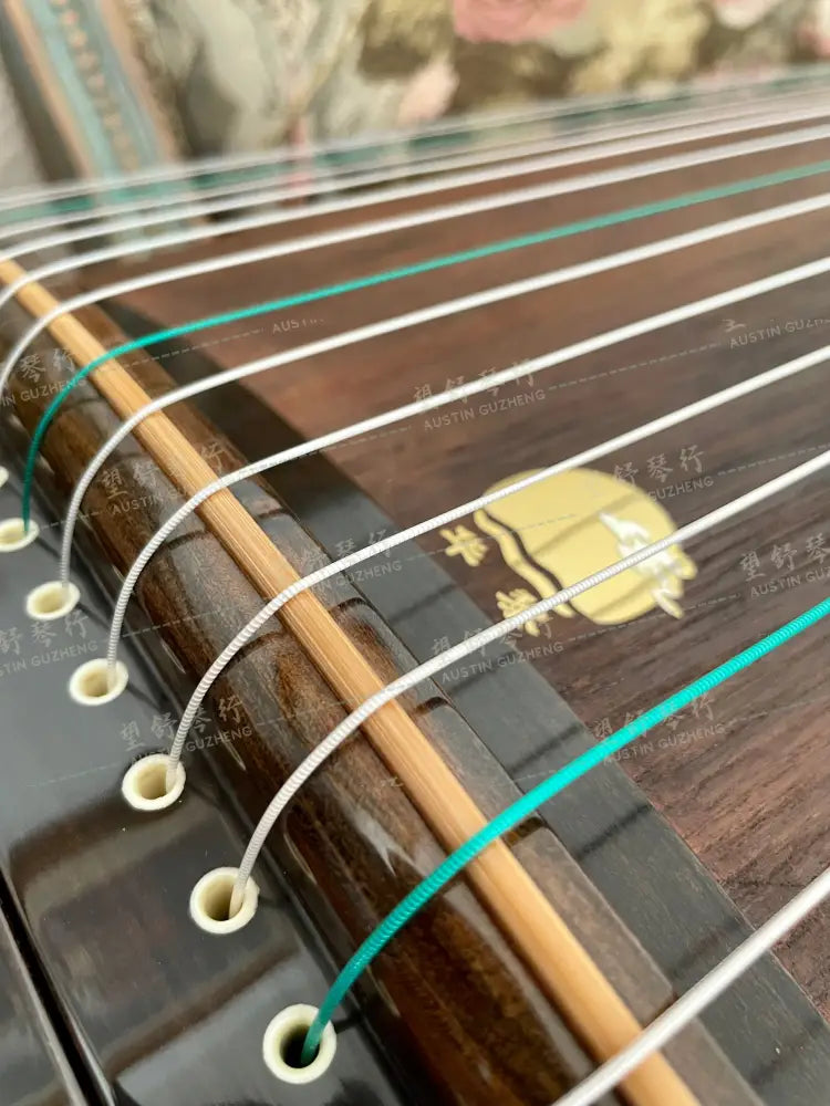 Huali Guzheng 华黎古筝 Ebony Wood 黑檀 with Silver Thread and Shell Inlay Ginkgo Leaves 银丝彩贝枝落银杏 Ebony 黑檀