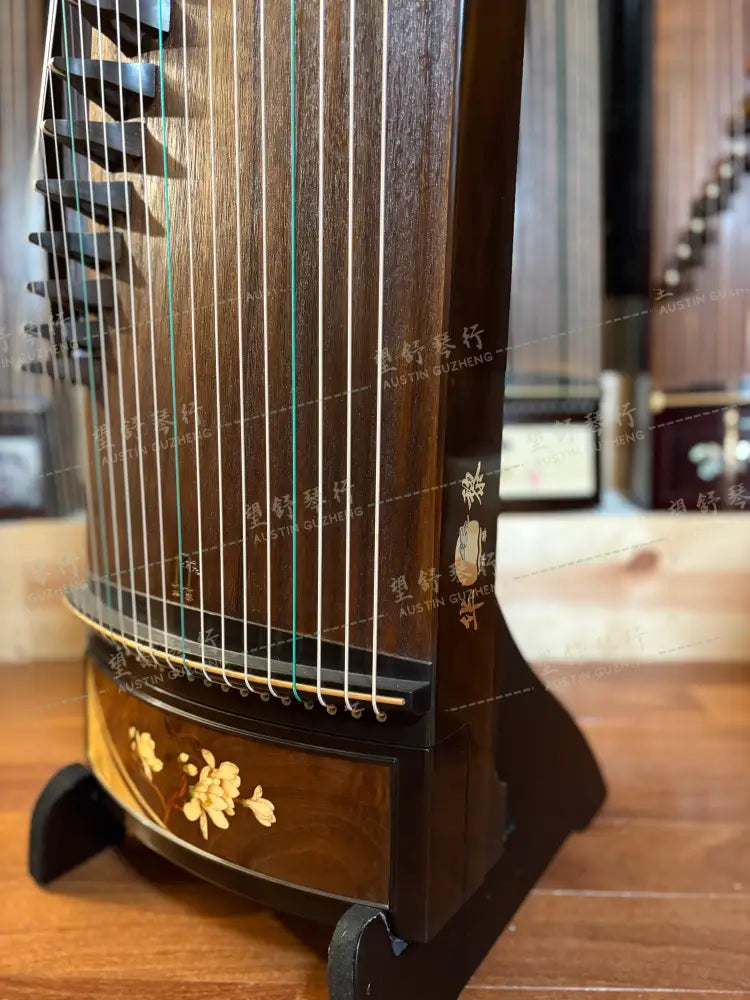 Huali Guzheng 上海华黎古筝 Ebony Wood with Wood Veneer Flowers 黑檀木皮画海棠花 Ebony 黑檀