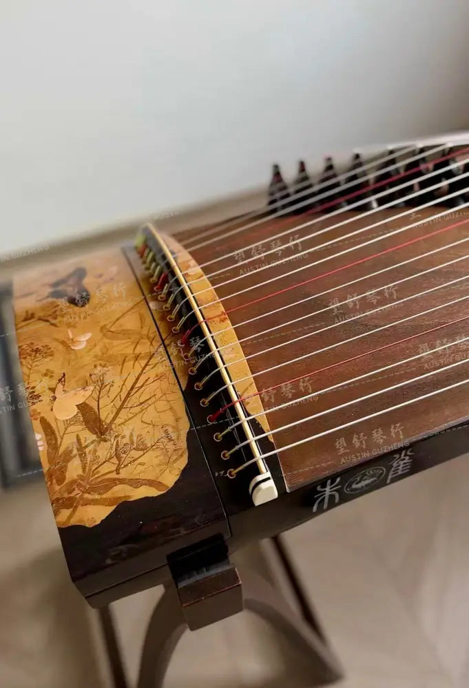 中国 古筝 Zhuque Guzheng 8xx series 朱雀8系整挖繁花蝶影“Flourishing